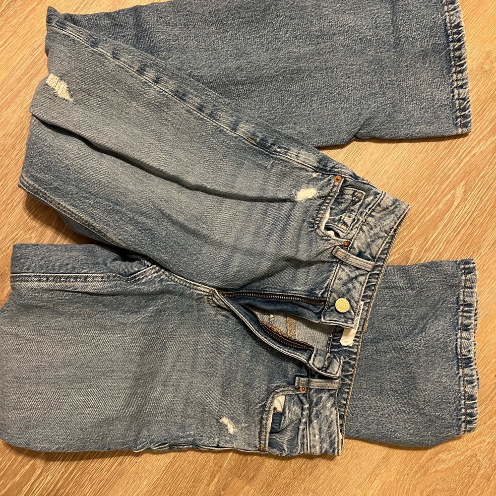 Garage Denim - Picture 2 of 7
